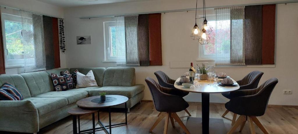 Haus Adrian Apartment Wald am Arlberg Luaran gambar